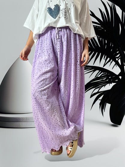 GIOVANI - PANTALON LILAS EN BRODERIE ANGLAISE JUSQU'A LA TAILLE 50/52