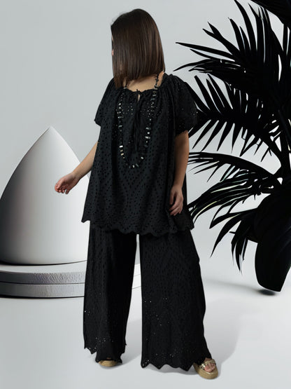 GIOVANI - PANTALON NOIR EN BRODERIE ANGLAISE JUSQU'A LA TAILLE 50/52
