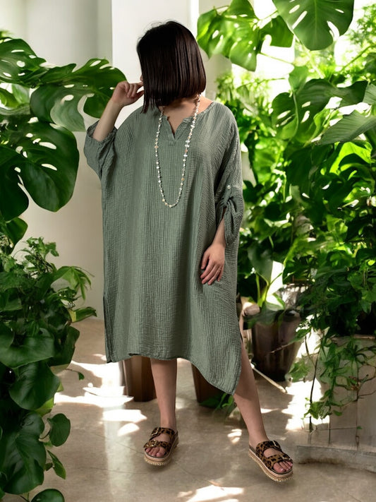 COLINE - ROBE TUNIQUE KAKI OVERSIZE BRODEE DANS LE DOS JUSQU'A LA TAILLE 54/56