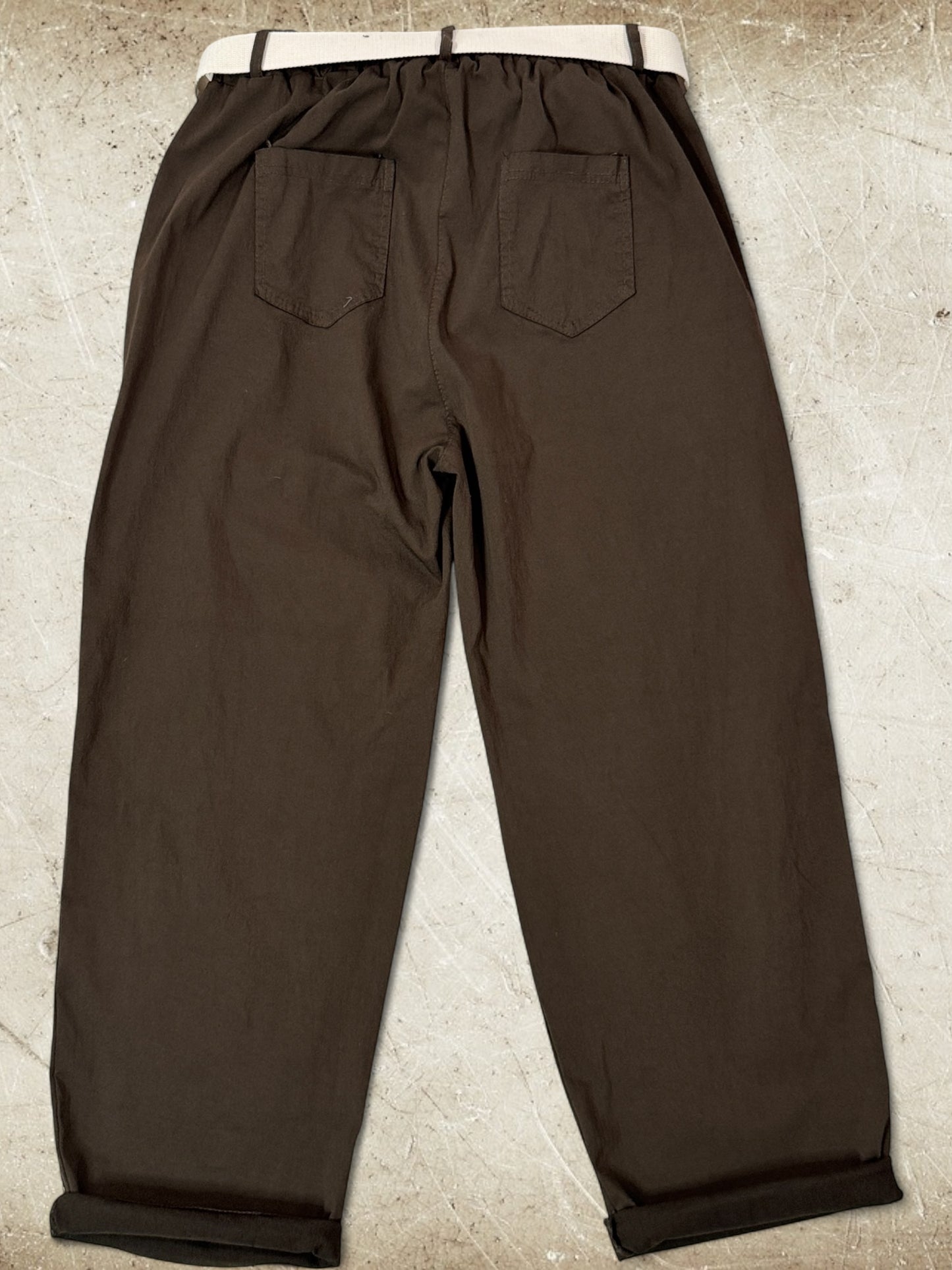 GABIN - PANTALON MARRON AVEC CEINTURE JUSQU'A LA TAILLE 52/54