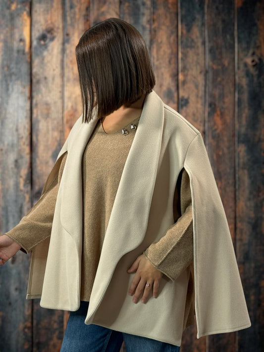 DONATELLA - VESTE CAPE BEIGE JUSQU'A LA TAILLE 50/52