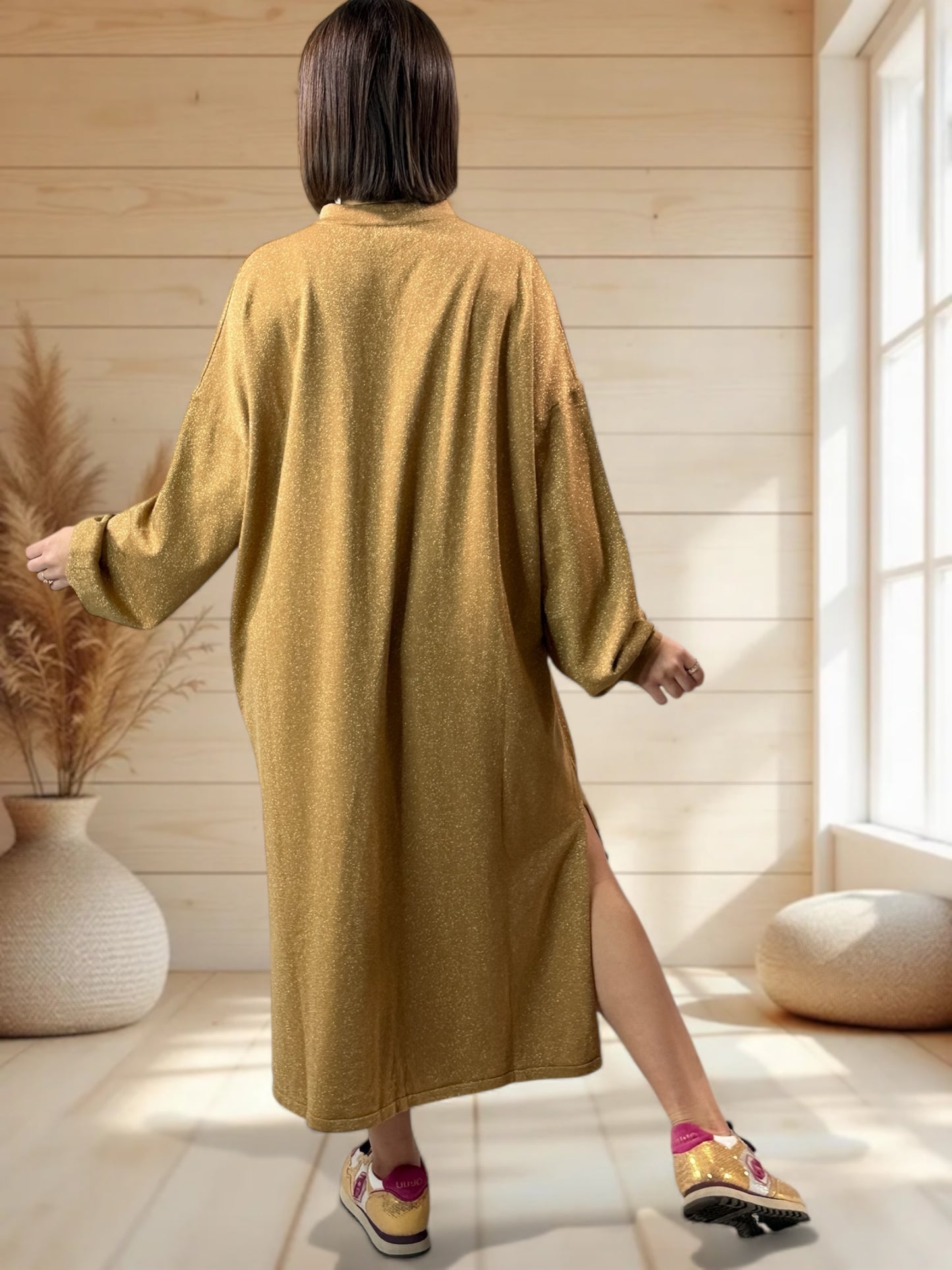 KATARINA - ROBE SCINTILLANTE EN MAILLE CAMEL OVERSIZE JUSQU'A LA TAILLE 52