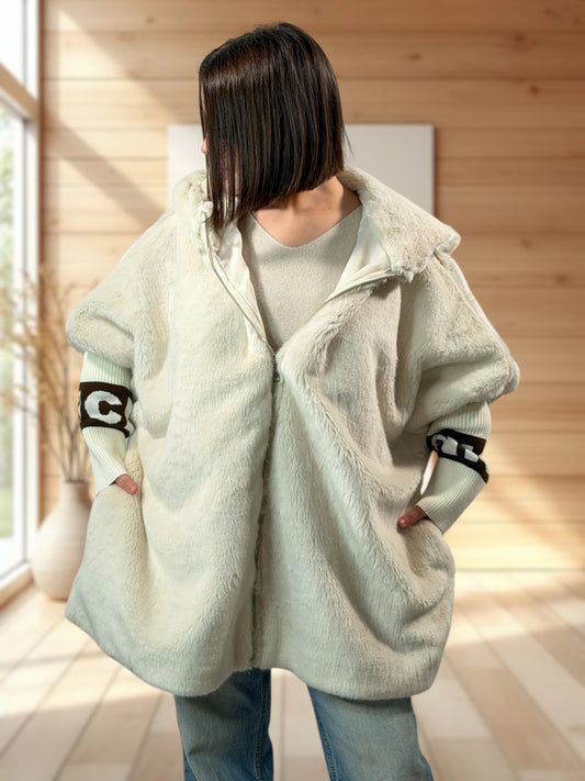 SHARON - VESTE A CAPUCHE OVERSIZE BLANC CASSE JUSQU'A LA TAILLE 54/56
