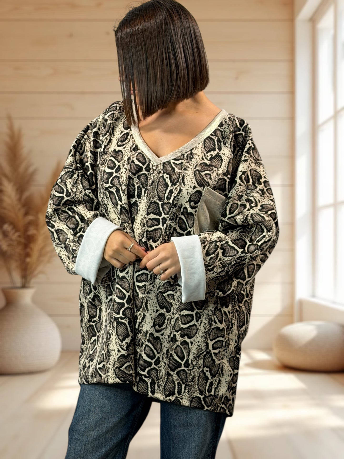 CLARENCE - SWEAT OVERSIZE MOTIF SERPENT JUSQU'A LA TAILLE 54