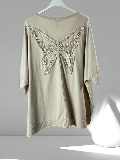 RITA - T-SHIRT BEIGE OVERSIZE MOTIF PAPILLON AU DOS JUSQU'A LA TAILLE 54/56