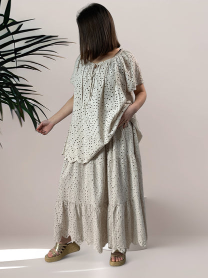 ROMY - JUPON BEIGE EN BRODERIE ANGLAISE JUSQU'A LA TAILLE 54