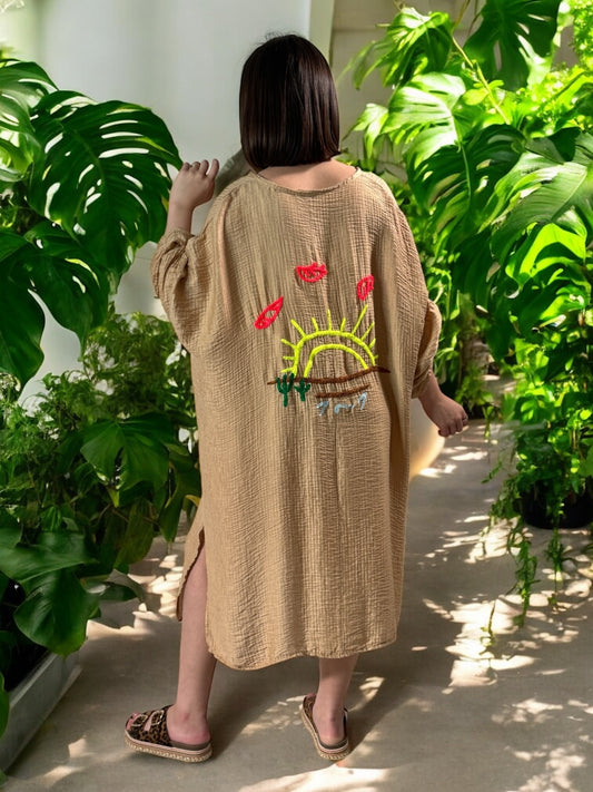 COLINE - ROBE TUNIQUE CAMEL OVERSIZE BRODEE DANS LE DOS JUSQU'A LA TAILLE 54/56