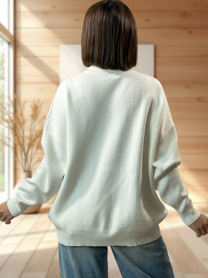 BERENICE - PULL BLANC  AVEC PERLE JUSQU'A LA TAILLE 50/52