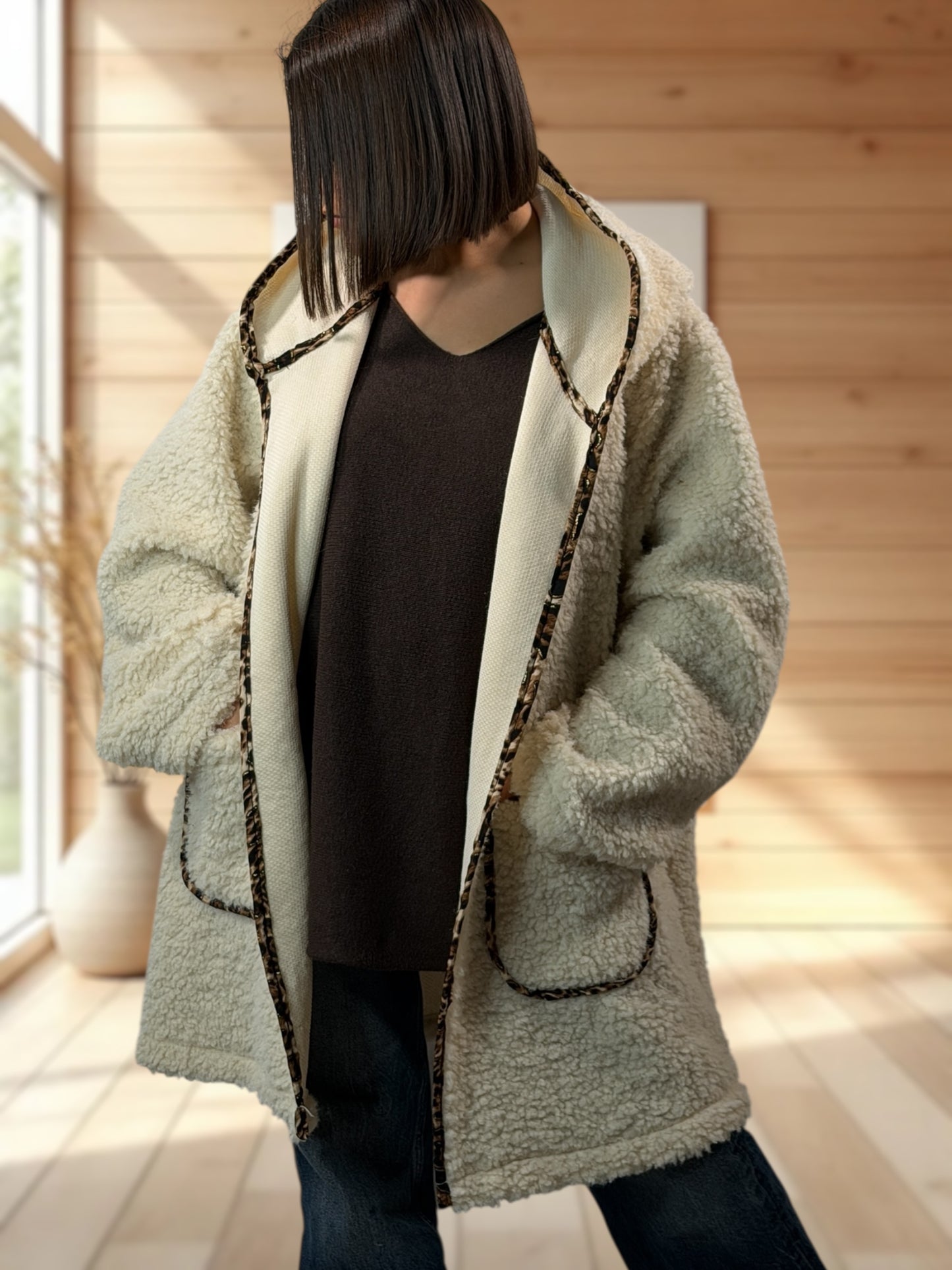 PAOLA - VESTE OVERSIZE BLANC CASSE EN MOUMOUTE JUSQU'A LA TAILLE 54/56