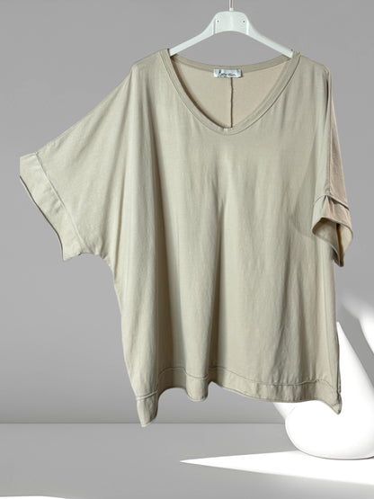 RITA - T-SHIRT BEIGE OVERSIZE MOTIF PAPILLON AU DOS JUSQU'A LA TAILLE 54/56