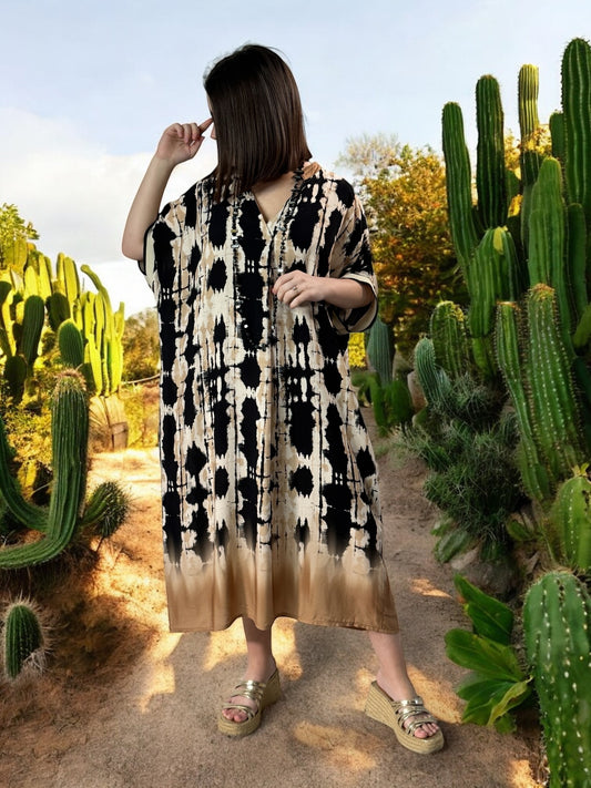 LALY - ROBE OVERSIZE MOTIF NOIR JUSQU'A LA TAILLE 54