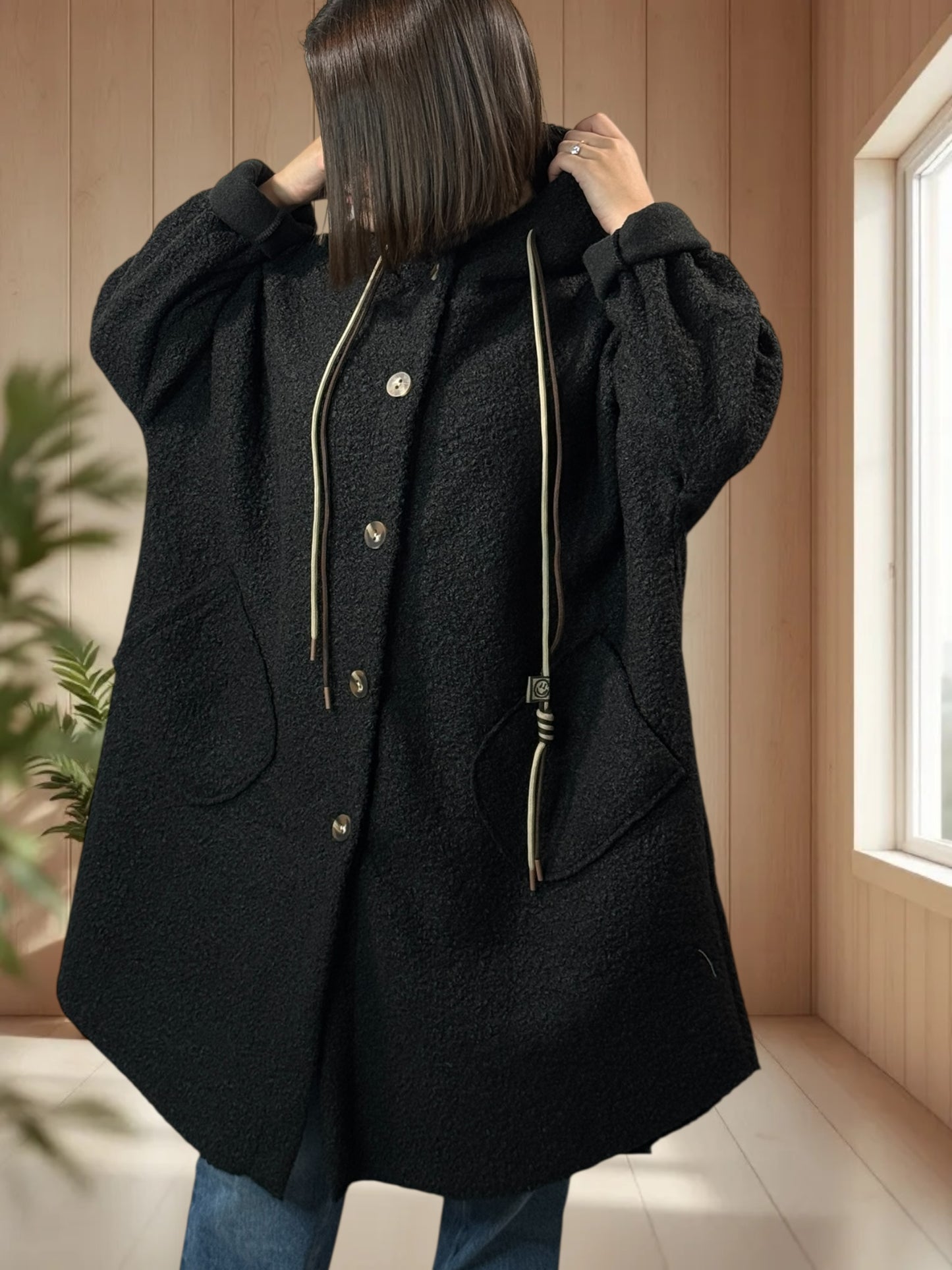 CAPRICE - VESTE OVERSIZE NOIRE A CAPUCHE JUSQU'A LA TAILLE 54