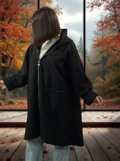 OCEANE - VESTE OVERSIZE NOIRE A CAPUCHE JUSQU'A LA TAILLE 54/56