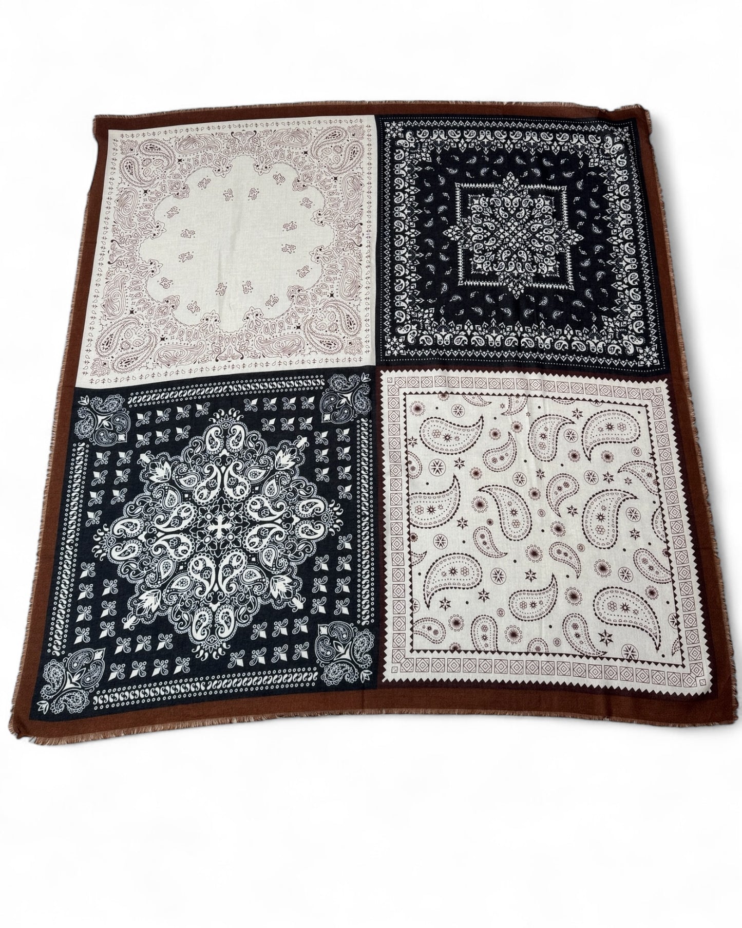 GRANDE ECHARPE A MOTIF MULTICOLORE