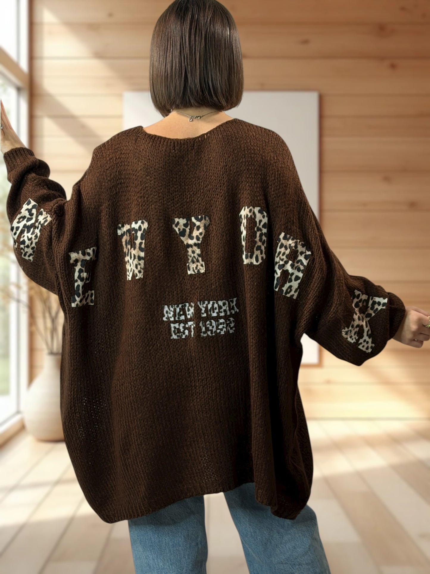 NEW YORK - PULL OVERSIZE MARRON JUSQU'A LA TAILLE 56