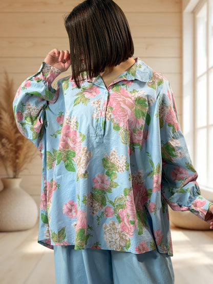 DONATELLA - BLOUSE BLEUE A FLEUR JUSQU'A LA TAILLE 54