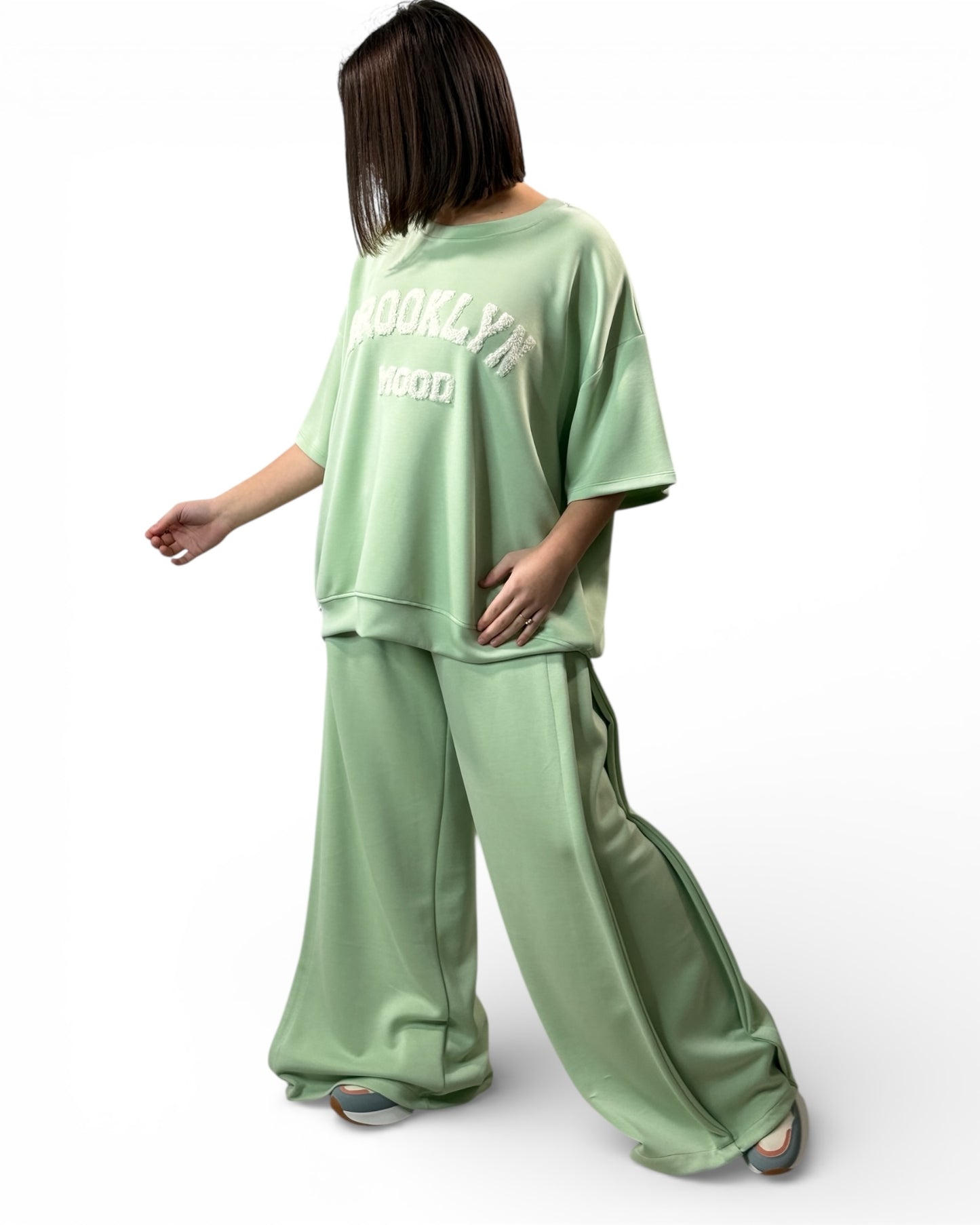 LORENZO - PANTALON AMPLE FLUIDE VERT AMANDE TAILLE 46 A 52/54