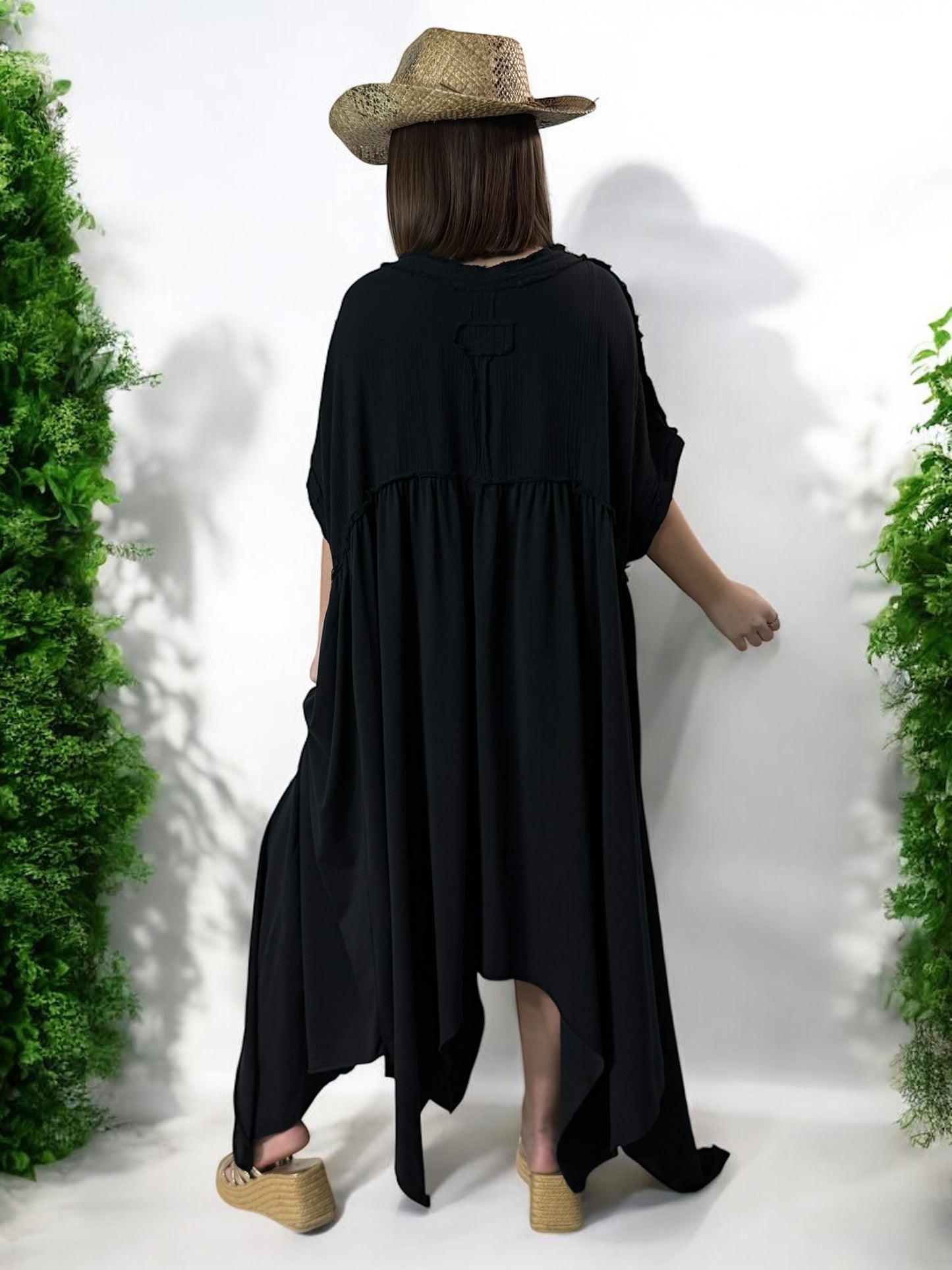 MONICA - ROBE NOIRE ASYMETRIQUE JUSQU'A LA TAILLE 54/56