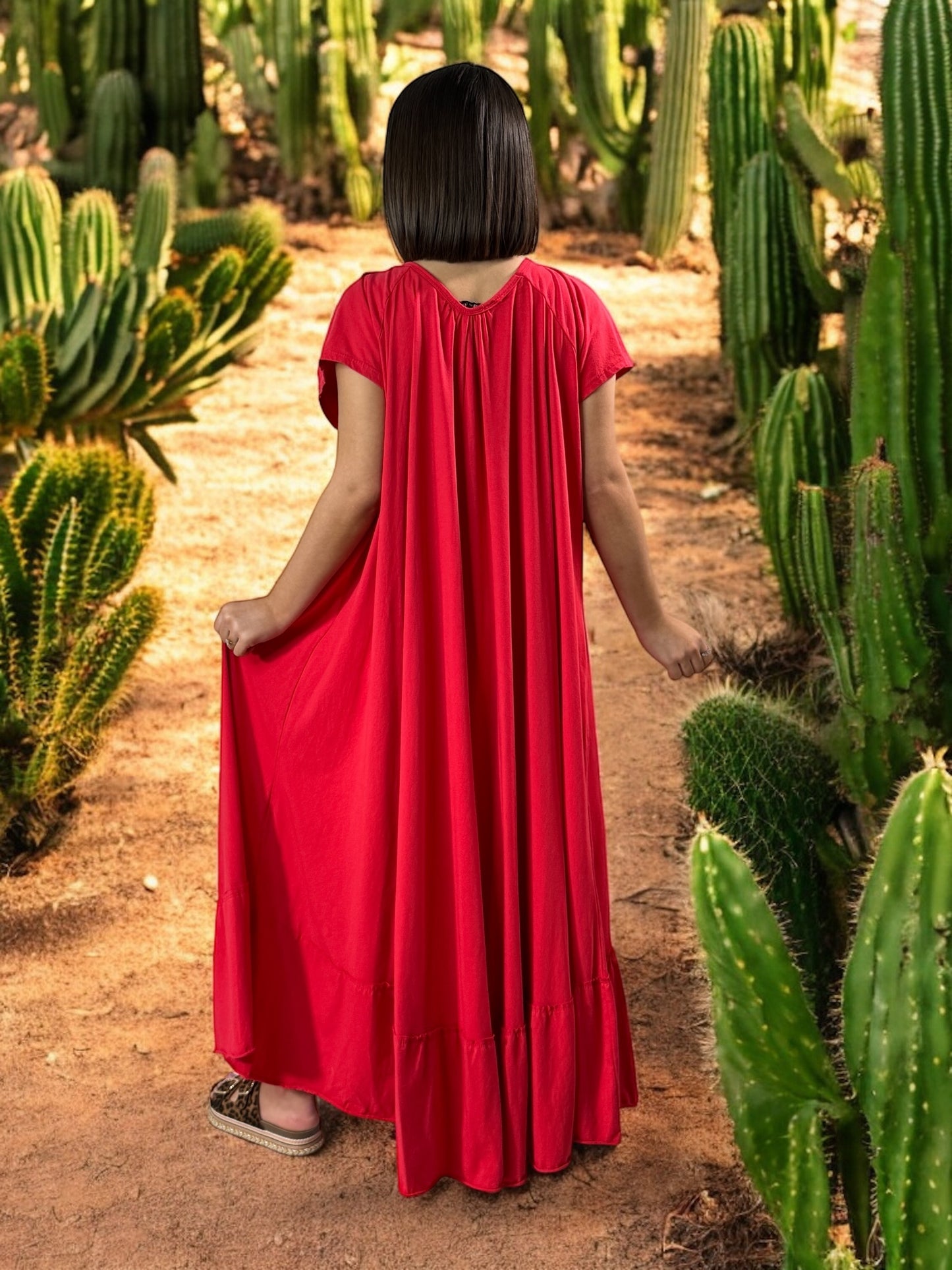 ANTIBES - ROBE LONGUE OVERSIZE ROUGE JUSQU'A LA TAILLE 56