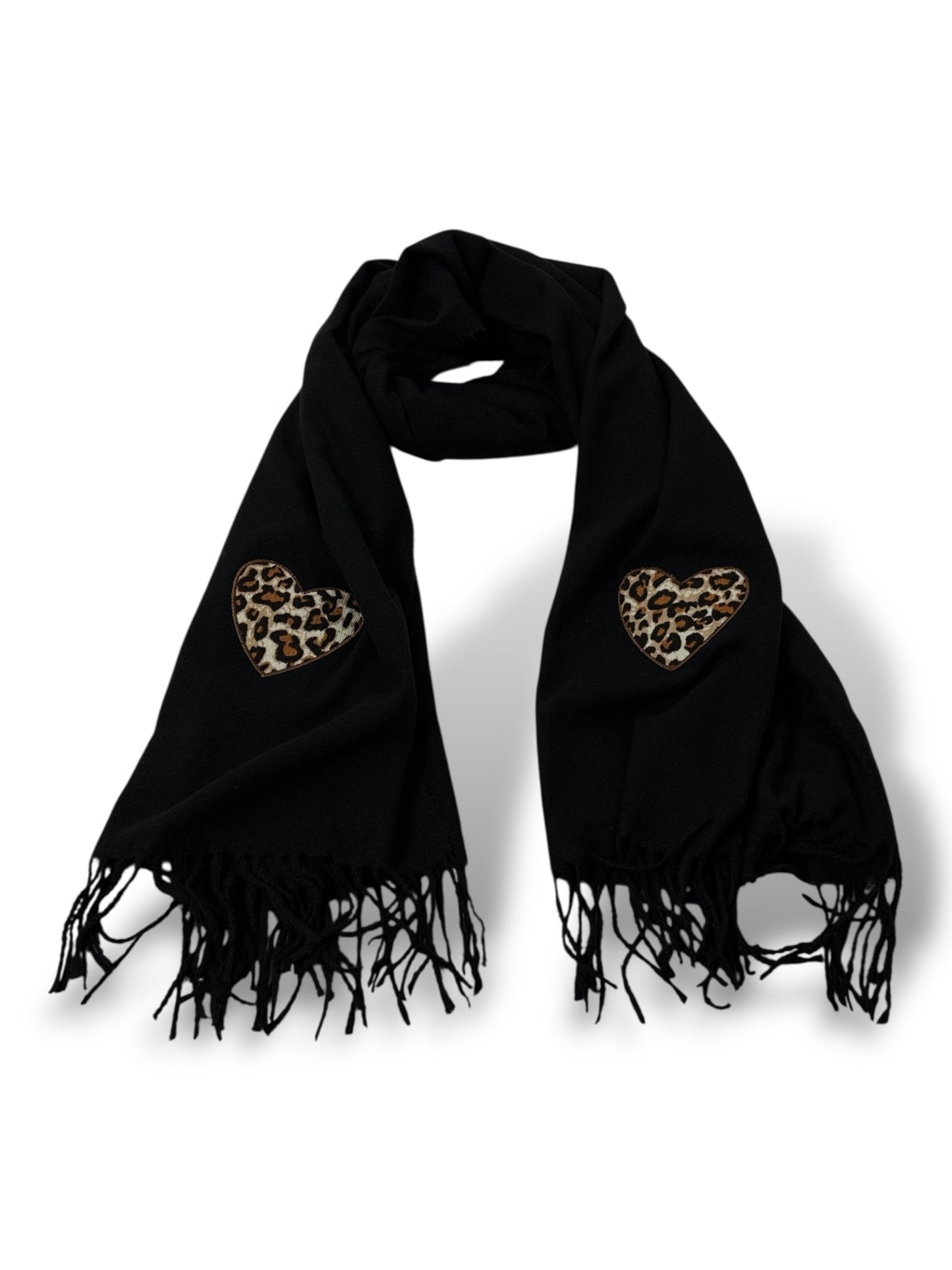 ECHARPE NOIRE COEUR LEOPARD