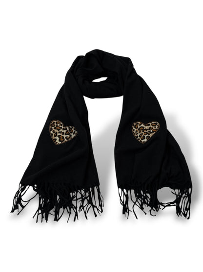ECHARPE NOIRE COEUR LEOPARD