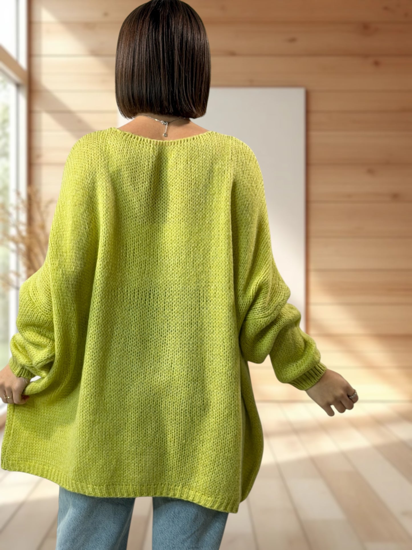 LUCIA - PULL OVERSIZE VERT JUSQU'A LA TAILLE 54