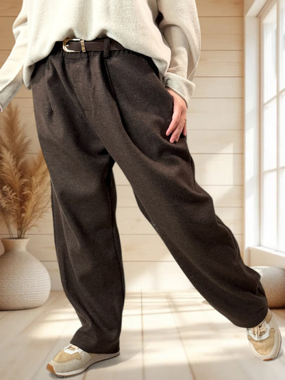 VICTOR - PANTALON MARRON AVEC SA CEINTURE JUSQU'A LA TAILLE 50