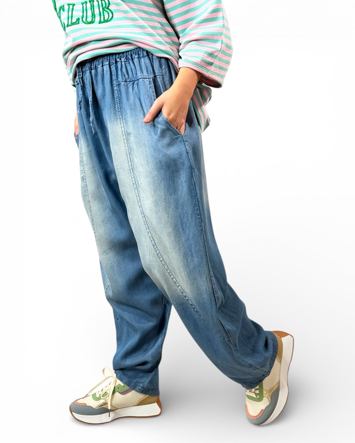 CRISTIANO - PANTALON AMPLE FLUIDE EN JEAN TENCEL TAILLE 40/42 A 48