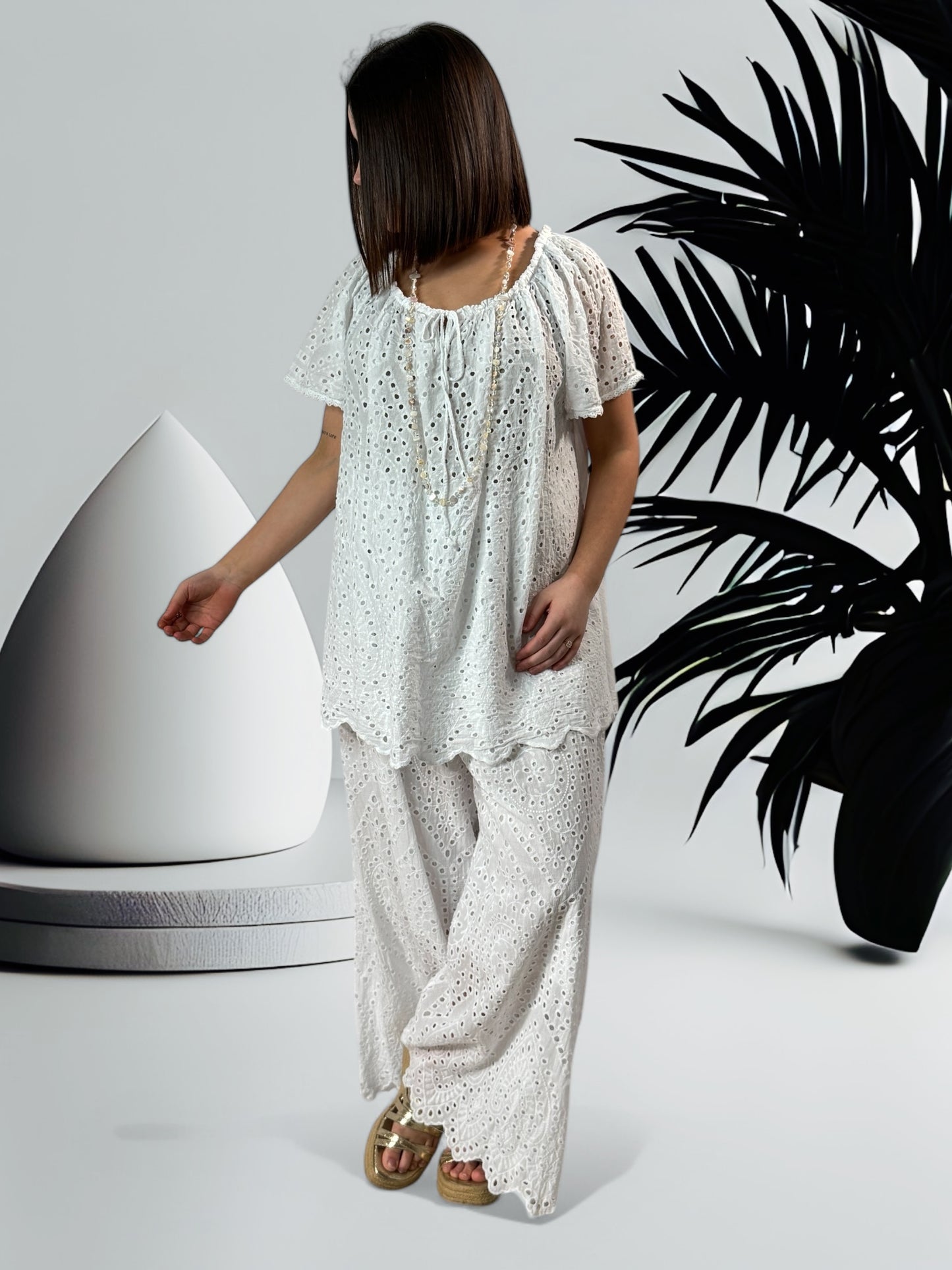 GIOVANI - PANTALON BLANC EN BRODERIE ANGLAISE JUSQU'A LA TAILLE 50/52
