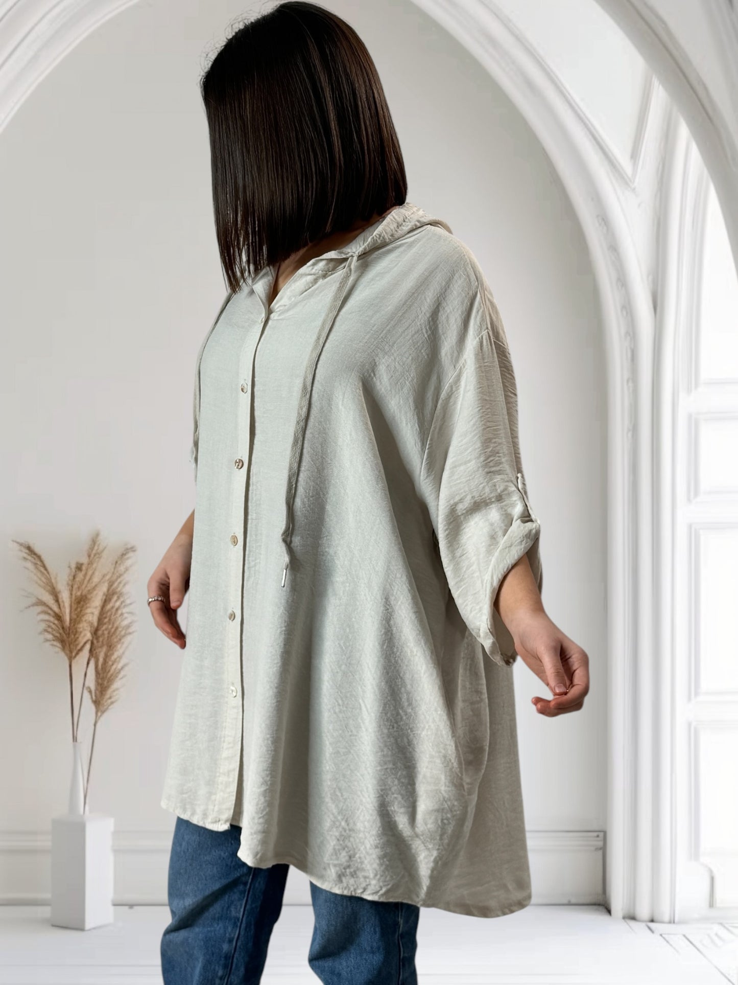 KARINE - VESTE CHEMISE BEIGE OVERSIZE  A CAPUCHE JUSQU'A LA TAILLE 58