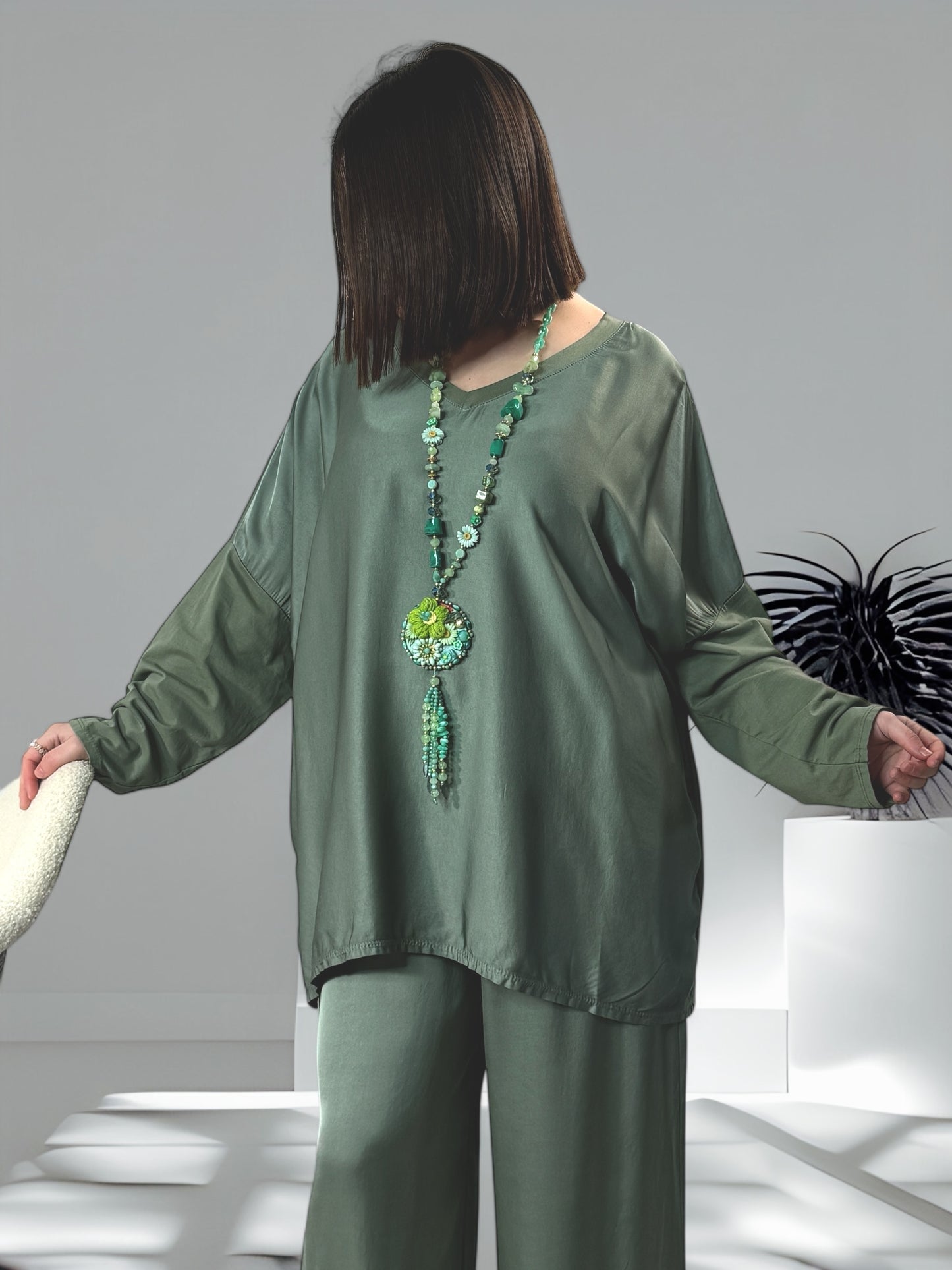 SIENNA - ENSEMBLE TUNIQUE ET PANTALON  FLUIDE KAKI OVERSIZE JUSQU'A LA TAILLE 46