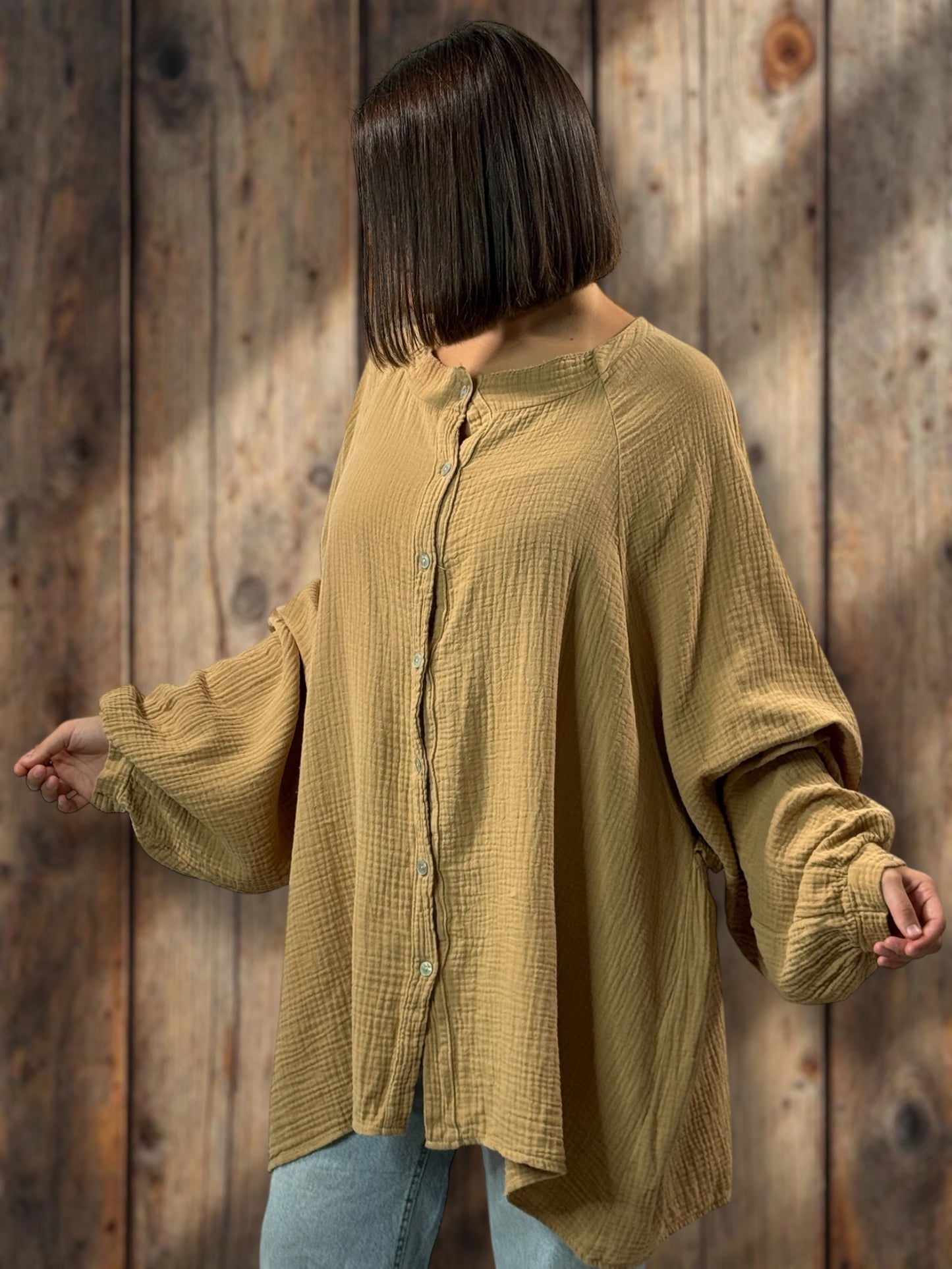 TIRAMISU - CHEMISE OVERSIZE CAMEL EN GAZE DE COTON JUSQU'A LA TAILLE 56
