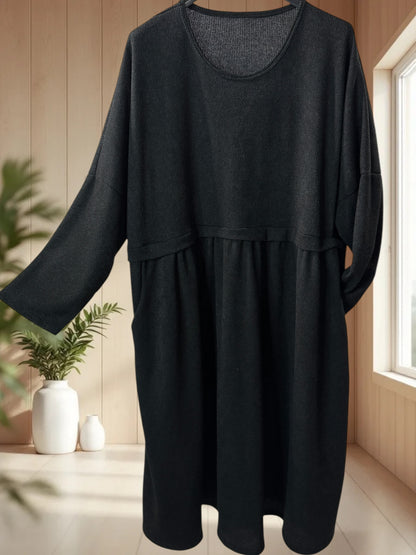MADELINE - ROBE OVERSIZE NOIRE JUSQU'A LA TAILLE 60