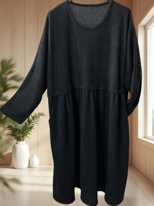 MADELINE - ROBE OVERSIZE NOIRE JUSQU'A LA TAILLE 60