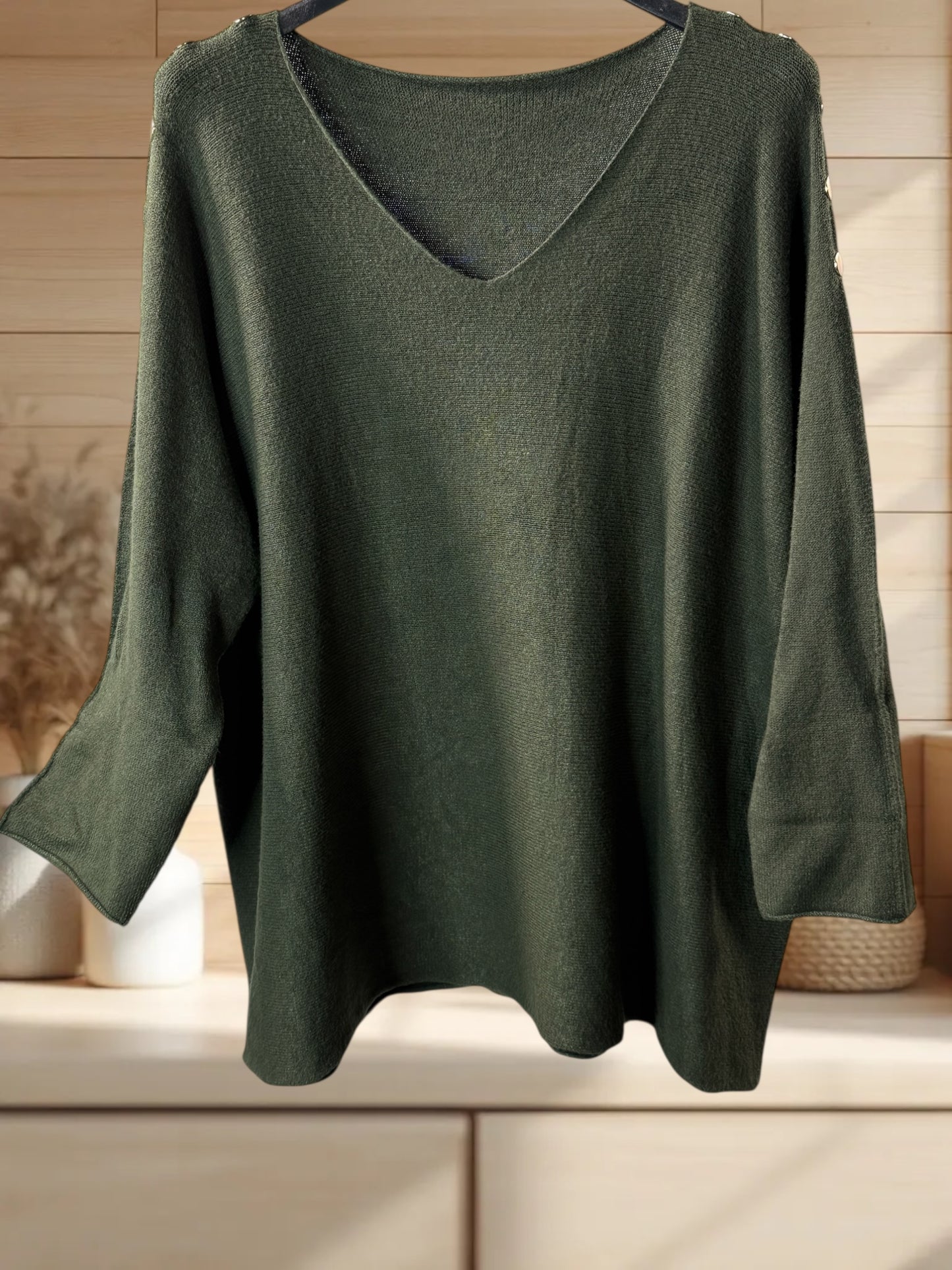 DONNA - PULL OVERSIZE KAKI AVEC BOUTONS DORES JUSQU'A LA TAILLE 52