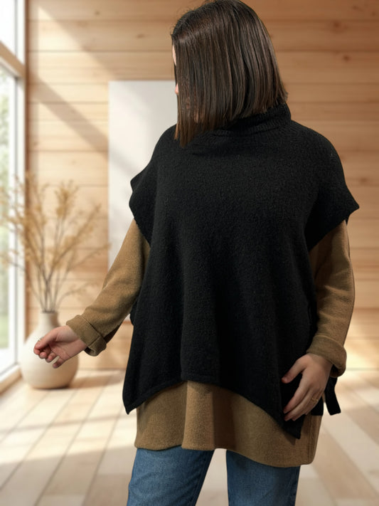 MIMI - PULL NOIR SANS MANCHES JUSQU'A LA TAILLE 52