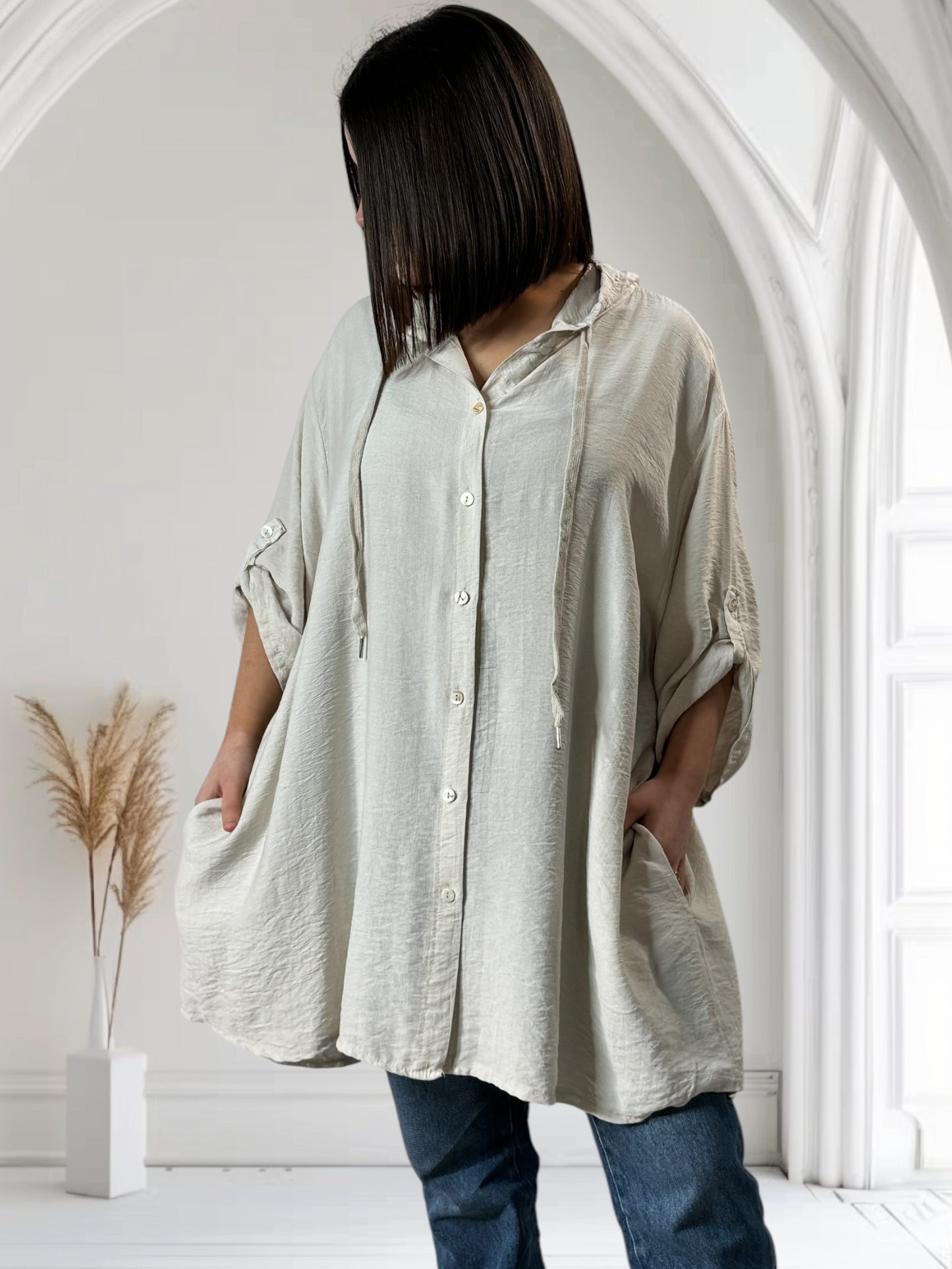 KARINE - VESTE CHEMISE BEIGE OVERSIZE  A CAPUCHE JUSQU'A LA TAILLE 58