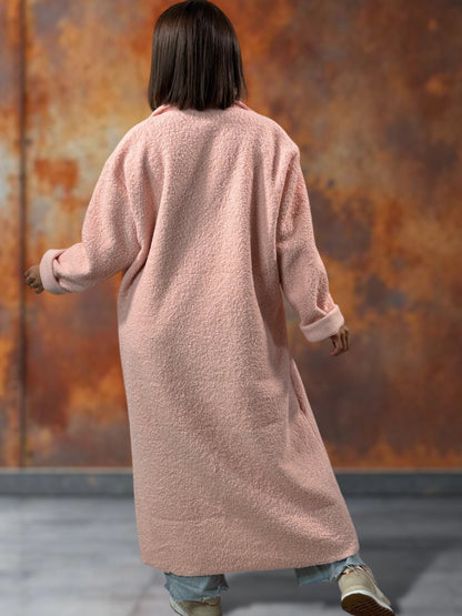 JULIEN - LONG MANTEAU ROSE EN BOUCLETTE JUSQU'A LA TAILLE 50/52