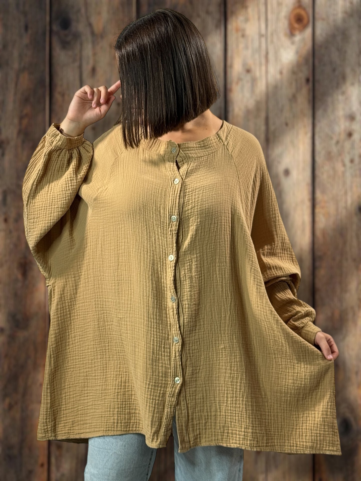 TIRAMISU - CHEMISE OVERSIZE CAMEL EN GAZE DE COTON JUSQU'A LA TAILLE 56