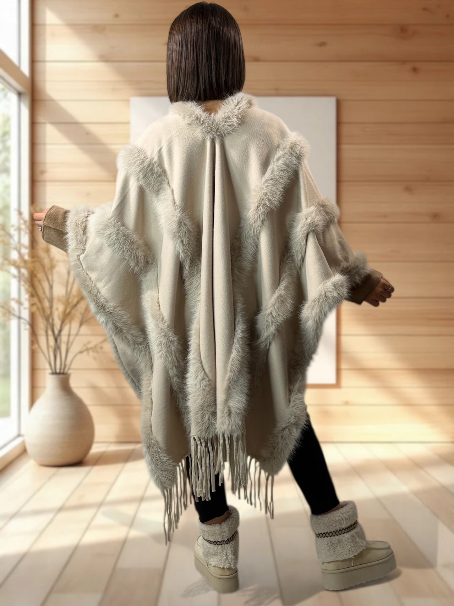 ERIKA - CAPE BEIGE FAUSSE FOURRURE