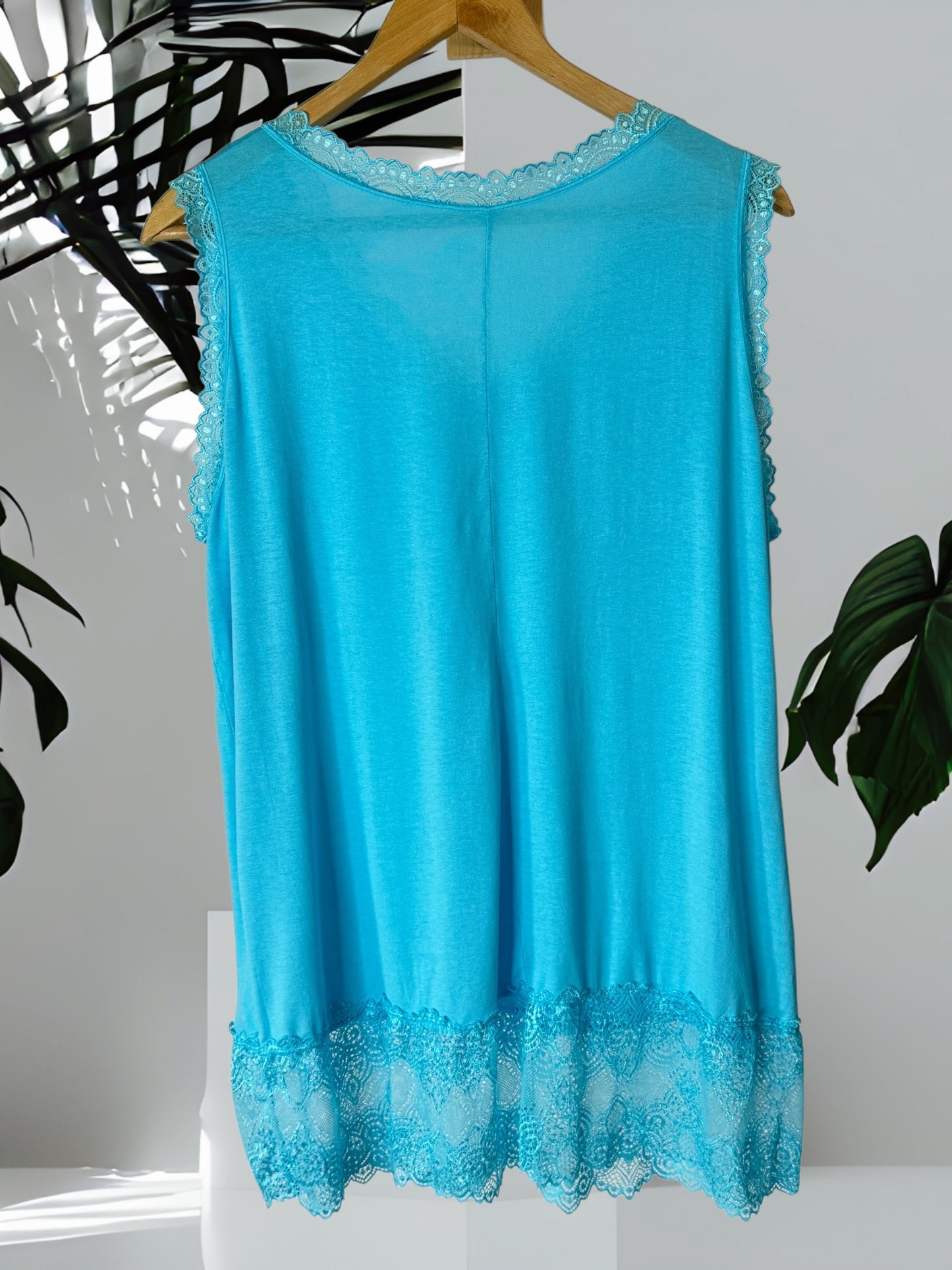 CHRISTA - TOP SOUS VÊTEMENT TURQUOISE TAILLE 46 A 54
