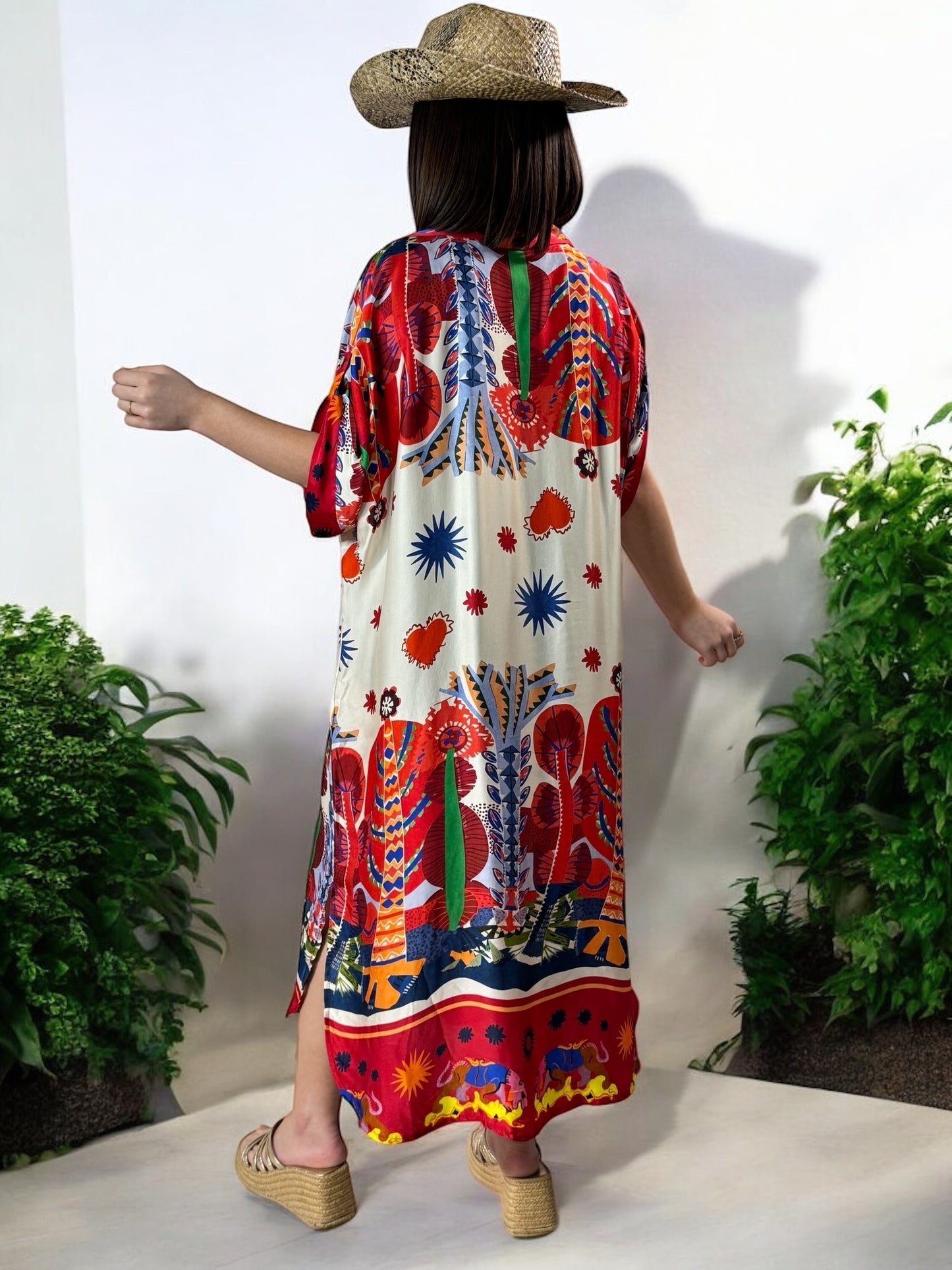 ETE INDIEN - ROBE OVERSIZE TISSUS SOYEUX A MOTIF ROUGE JUSQU'A LA TAILLE 50