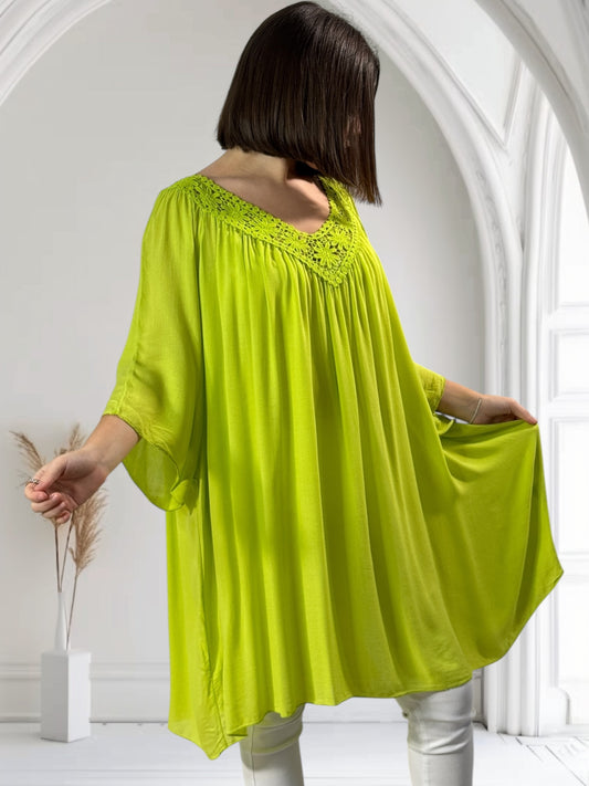 LOLITA - TUNIQUE OVERSIZE VERT ANIS JUSQU'A LA TAILLE 58