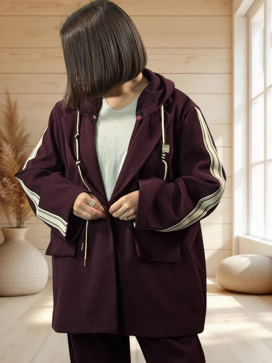 ALEXANDRA - VESTE BORDEAUX AVEC CAPUCHE JUSQU'A LA TAILLE 52/54