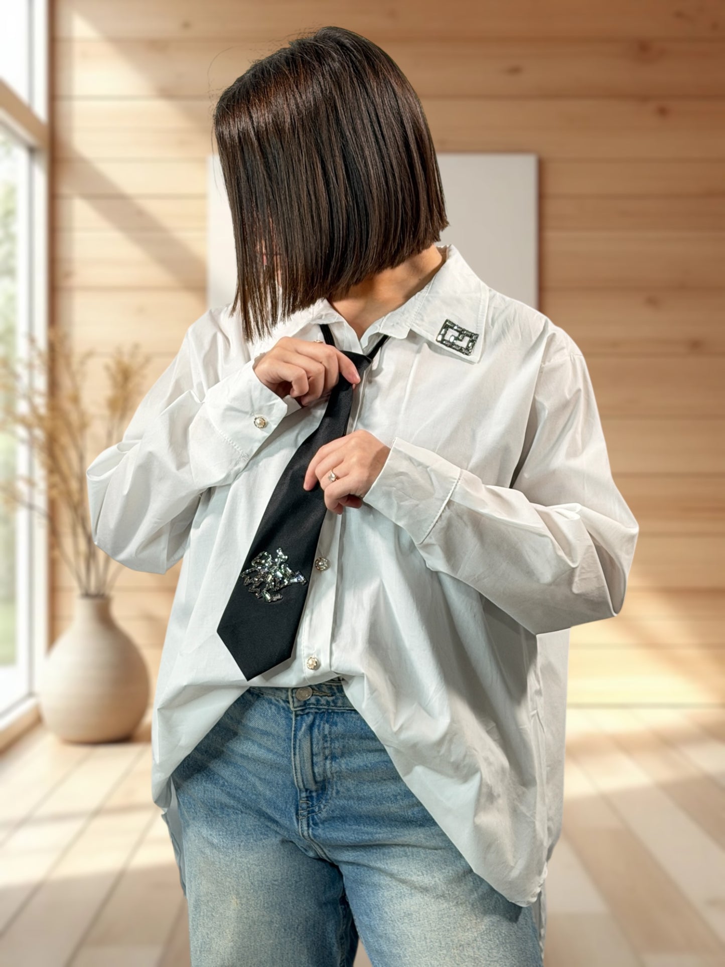 ANGIE - CHEMISE BLANCHE AVEC CRAVATE JUSQU'A LA TAILLE 52