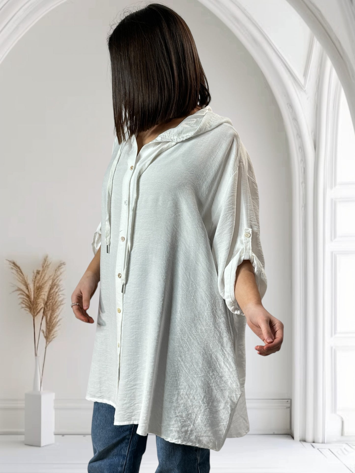 KARINE - VESTE CHEMISE BLANCHE OVERSIZE  A CAPUCHE JUSQU'A LA TAILLE 58