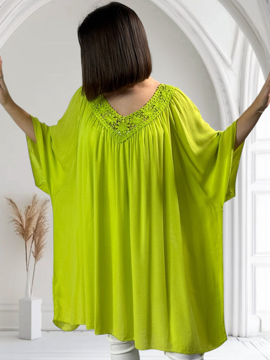 LOLITA - TUNIQUE OVERSIZE VERT ANIS JUSQU'A LA TAILLE 58