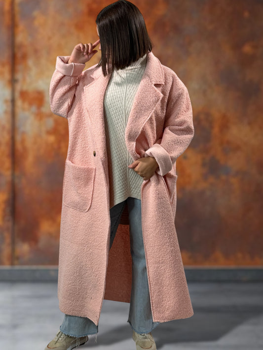 JULIEN - LONG MANTEAU ROSE EN BOUCLETTE JUSQU'A LA TAILLE 50/52