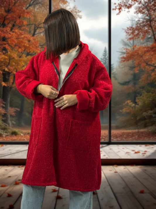 OCEANE - VESTE OVERSIZE ROUGE A CAPUCHE JUSQU'A LA TAILLE 54/56