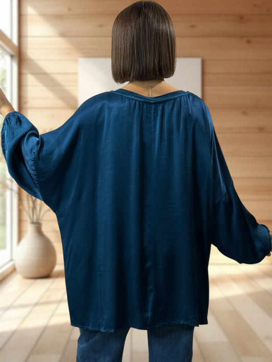 BARBARA - TUNIQUE BLEUE OVERSIZE ASPECT SOIE JUSQU'A LA TAILLE 52